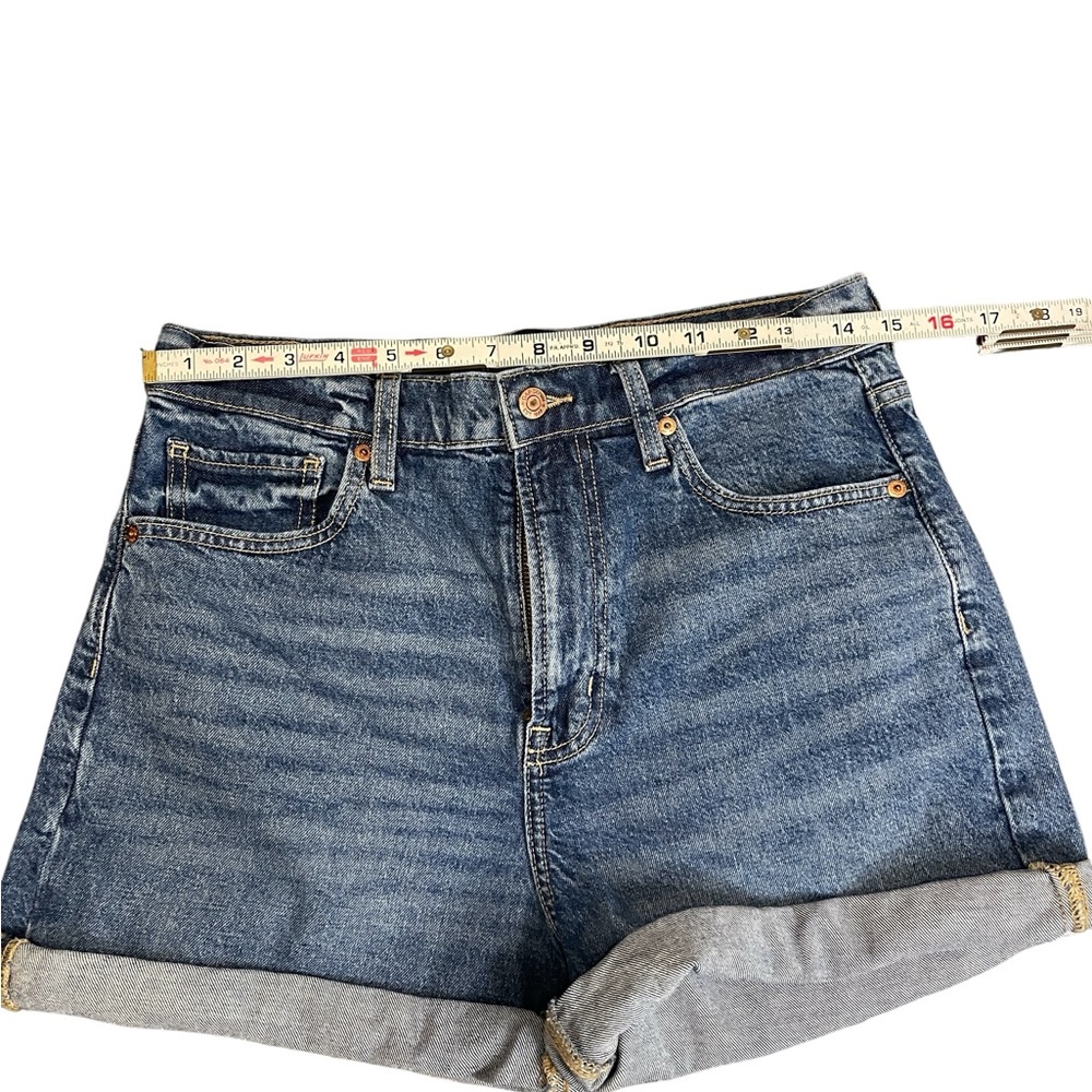 GAP Women's Blue Jean Shorts - Picture 4 of 6